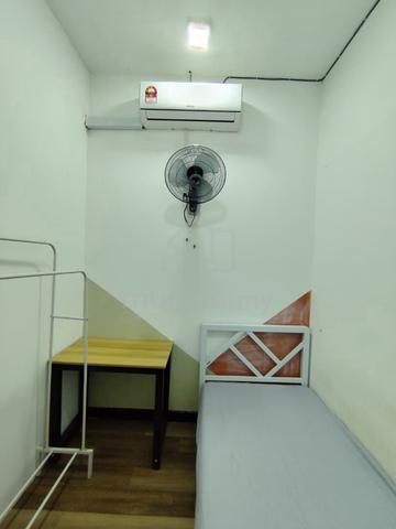 Budget-Friendly Room + Aircon for Rent @ SS2 Petaling Jaya, Free WiFi 1