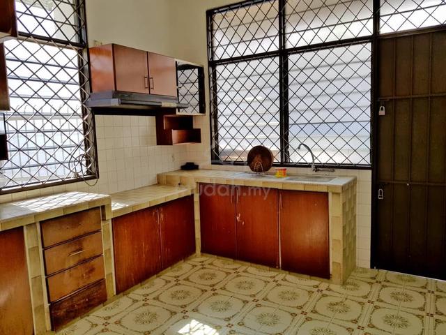 Tanjung Tokong 2 Storey Terrace, Corner Unit 1