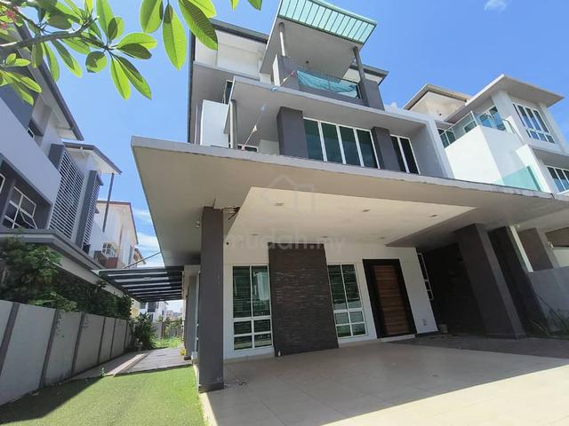 Setia Alam Damai 14 3 Storey Semi D Renovated Move In Condition 1