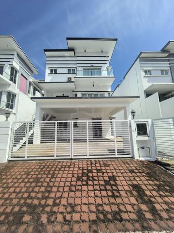 Bungalow House @Ridgeview Residence Kajang For Rent 1