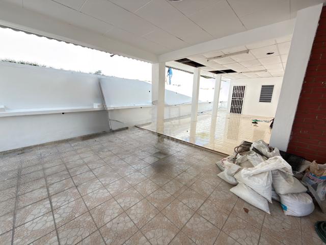 2 storey semi D Taman Brown Gelugor Lorong Endah corner 1