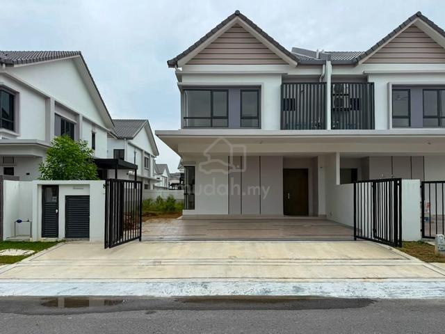 [FREEHOLD] Double Storey Semi-Detached @ Sejati Lakeside 2, Cyberjaya 1