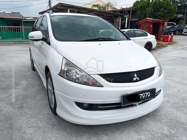 2010 Mitsubishi GRANDIS 2.4 PUSH START PWR BOOT - 1