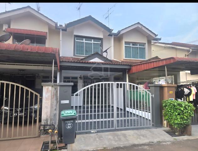 Renovated hse at Kluang for sale 1