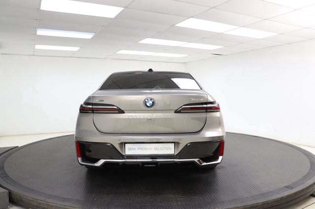 2024 Bmw 7 SERIES 3.0 50E XDRIVE M SPORT MY23 G70 - 3