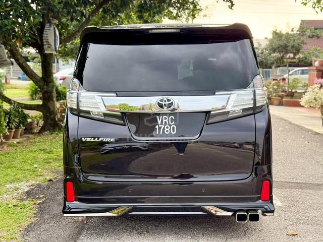 ON THE ROAD 2016 Toyota VELLFIRE 2.5 (A) - 5