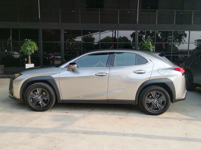 Ori 2022 Lexus UX200 2.0 URBAN (A) - 3