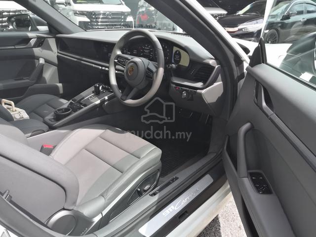 2021 Porsche 911 CARRERA 3.0 (4k Milleage - 3