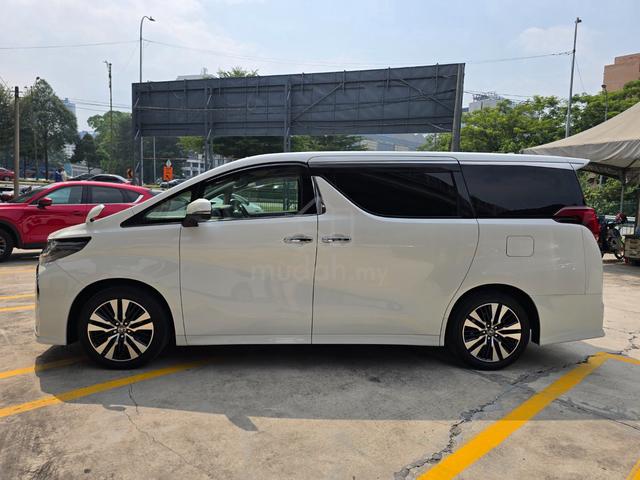 2022 Toyota ALPHARD 2.5 SC Ready Stock - 2