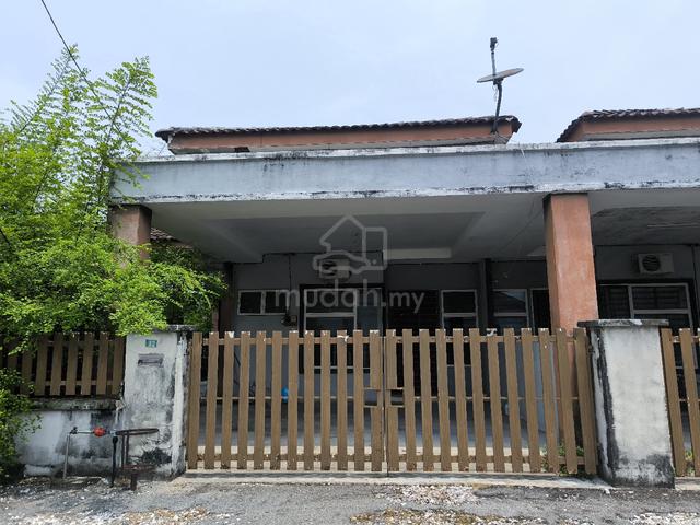 Corne Unit Kampar Putra Single Storey 1
