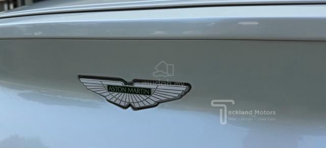 2017 Aston Martin DB11 5.2 V12 30K KM Only - 5