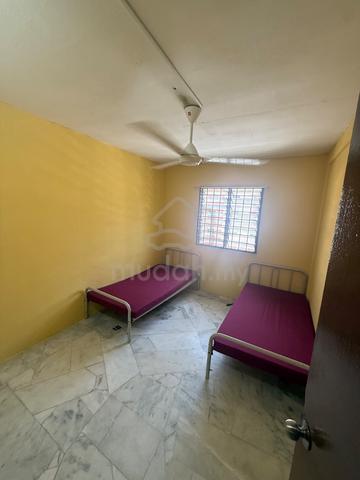 Flat PKNS Seksyen 7 Shah Alam 1