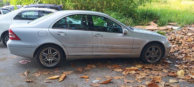 Mercedes Benz c200 - 3