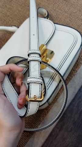 Carousel Image