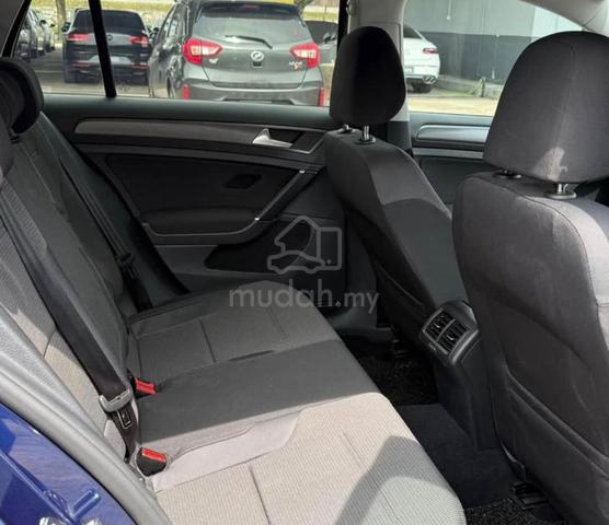 2018 Volkswagen GOLF 1.4 TSI R-LINE (A) - 4