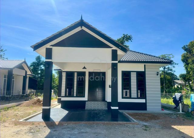 Rumah Banglo 1-Tingkat Untuk Jual @ Kg Kubang Kiat, Kadok 1
