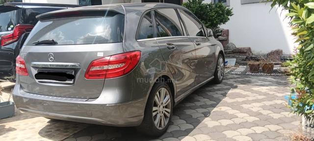 MERCEDES BENZ B200 (Direct Owner) - 2