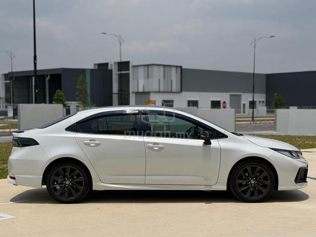2025 Toyota COROLLA 1.8 GR SPORT 8k mileage only!! - 4