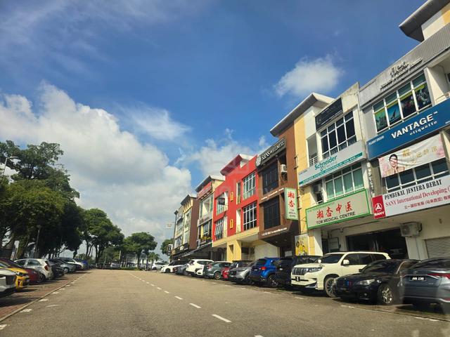 Molek / Johor Bahru / Johor Jaya 1