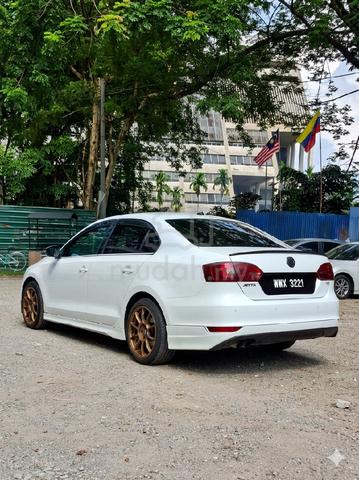 2012 Volkswagen JETTA 1.4 TSI (CBU) (A) - 4
