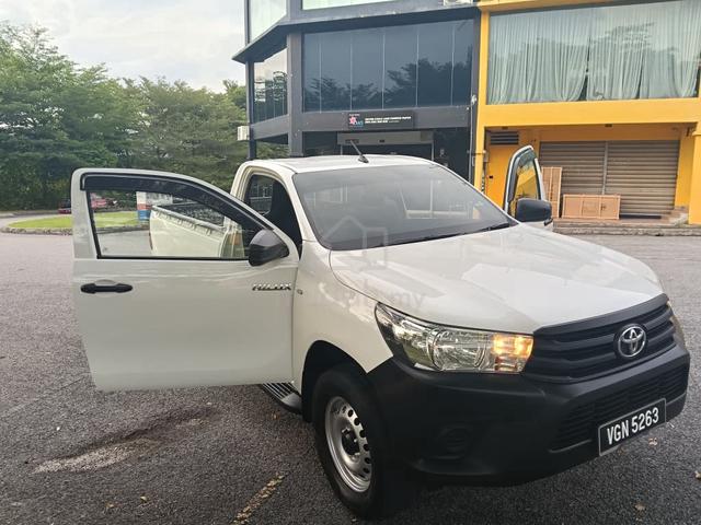 2021 Toyota HILUX 2.4 MT (M) - 1