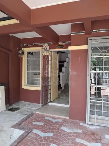 Double Storey Terrace House FOR RENT – USJ 22, Subang Jaya 1