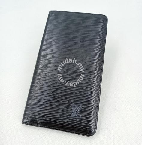 LOUIS VUITTON bi-fold long wallet epi leather - Bags & Wallets for sale in  Alma, Penang