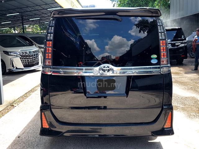 2016 Toyota VOXY ZS Kirameki 2.0💛3 Year Warranty - 4