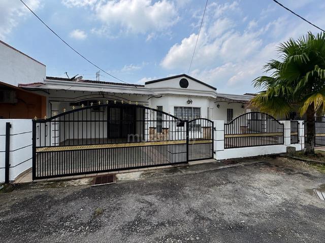 FACING OPEN🔥SemiD Tmn Panchor Jaya utk dijual berhadapan Surau,Padang 1