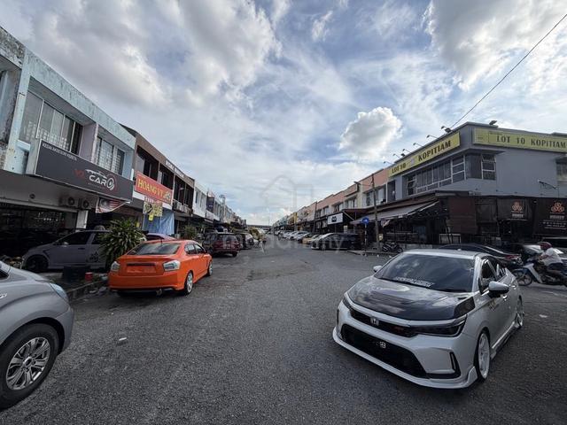 Taman Ungku Tun Aminah @ Skudai Double Storey Corner Shop FOR SALE : 1