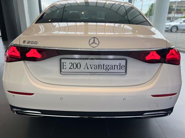 **REBATE UP TO 25**2025 Mercedes Benz E 200 2.0 AV - 1