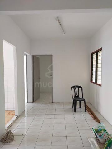 Palma Apartment (Bandar Country Homes) 1