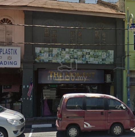 Tapah Station Road shop for rent 1
