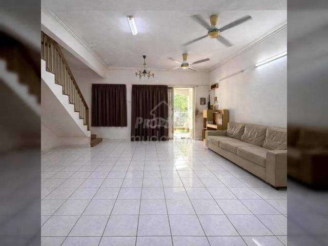 FACING OPEN PALING MURAHH💥 Taman Puchong Utama PU12 Puchong, 2 Storey 1
