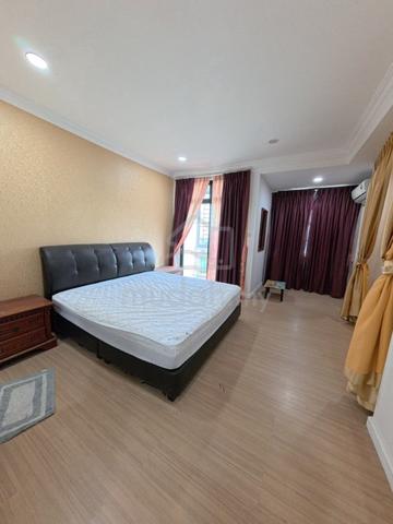 Village Grove Condominium 1