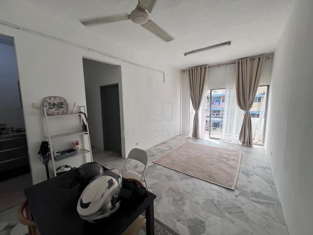Alora Mediterranean 1