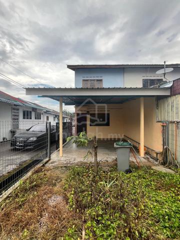 Kluang , Batu 3 - END LOT Rumah Murah 2 Tingkat 1