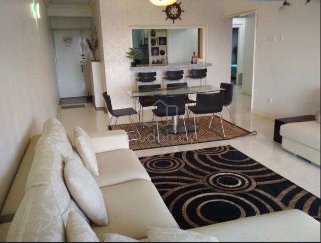 A'Famosa Villa Beverly Hills 4