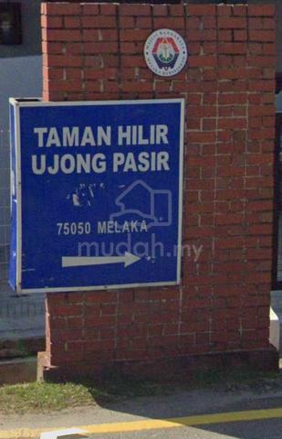Ujong Pasir Single sty terrace House FREEHOLD 1400 sqft Good Condition 1