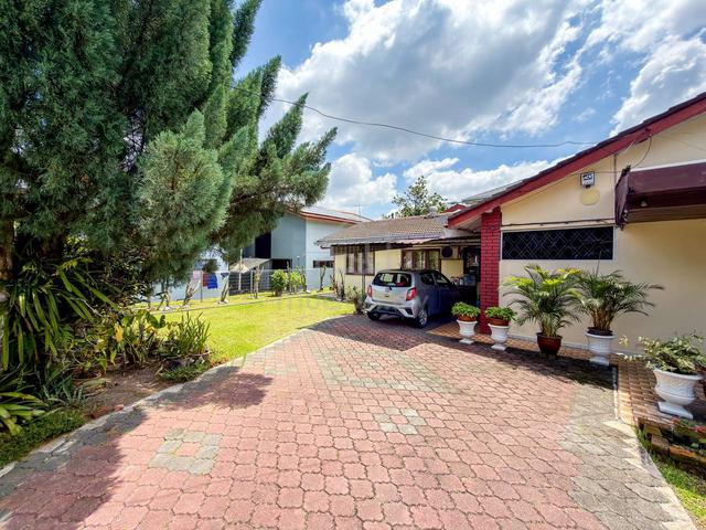 Hot Listing ‼️Single Storey Bungalow, SS1 Kampung Tunku, Petaling Jaya 1