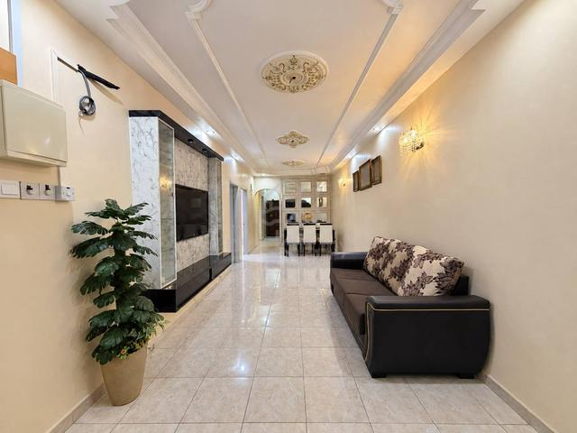 RENOVATED l GOOD LOCATION - Jln Jelatang, Taman Megah Ria 1