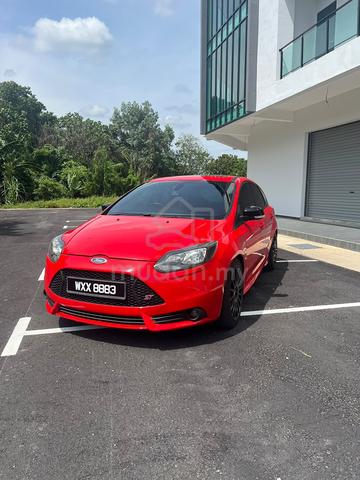 2013 Ford FOCUS 2.0 ST (M) - 1