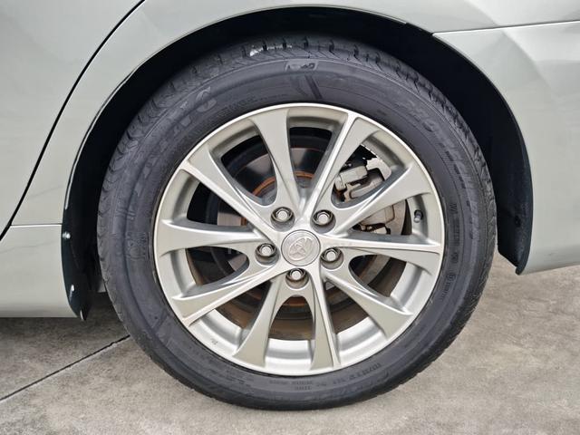 2018 TOYOTA CAMRY HYBRID LUXURY 2.5 AT LOW Mileage - 3