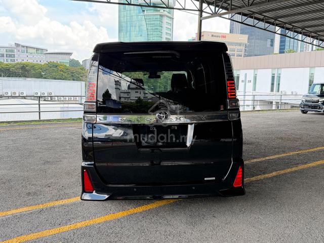 Toyota VOXY 2.0 ZS KIRAMEKI III (A) 2021 - 5