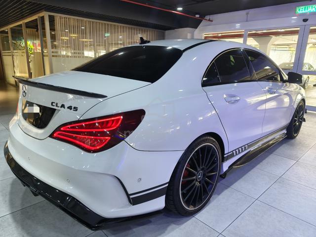 2015 Mercedes Benz CLA45 AMG (CBU) 2.0 (A) - 4