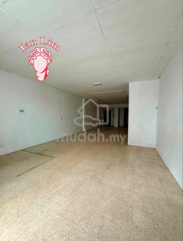 2 storey Cintra Road off Lebuh Campbell HERITAGE Shophouse Rent 1