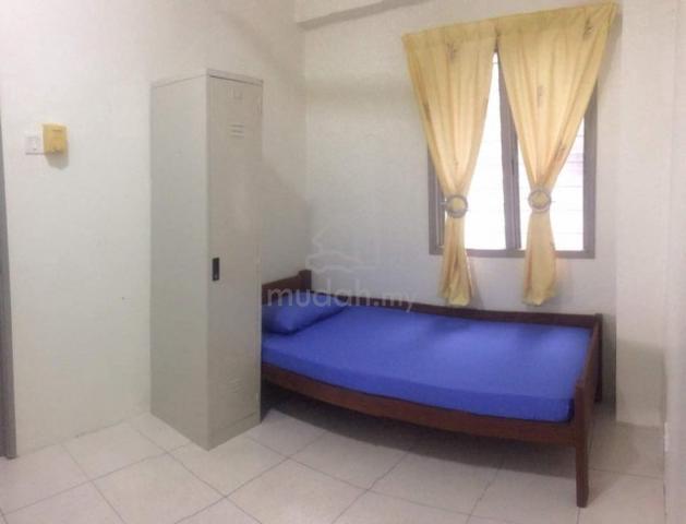 Taman puncak jalil PUJ house gated guarded nearby pavillion bkt jalil 1