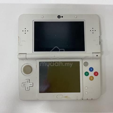 New 3DS KTR-001 White Tested Reset - photo 2 of 6