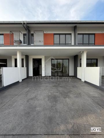 Casira 3 | Bandar Bukit Raja | Facing Field 1