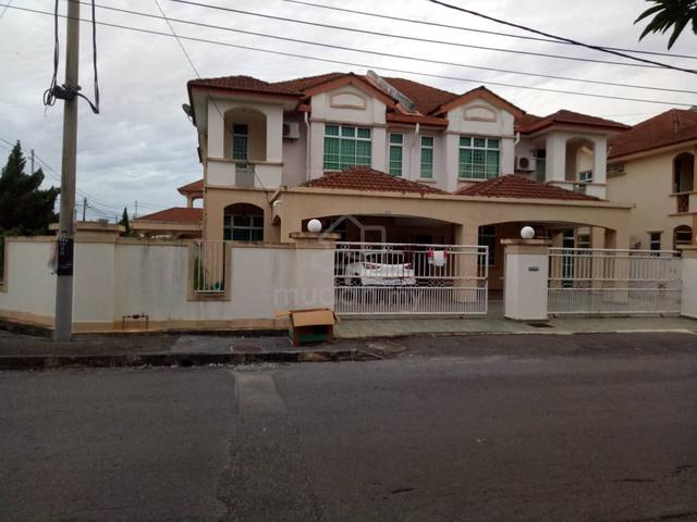 RUMAH SEMI D CANTIK & LOKASI STRATEGIK UNTUK dIJUAL 1